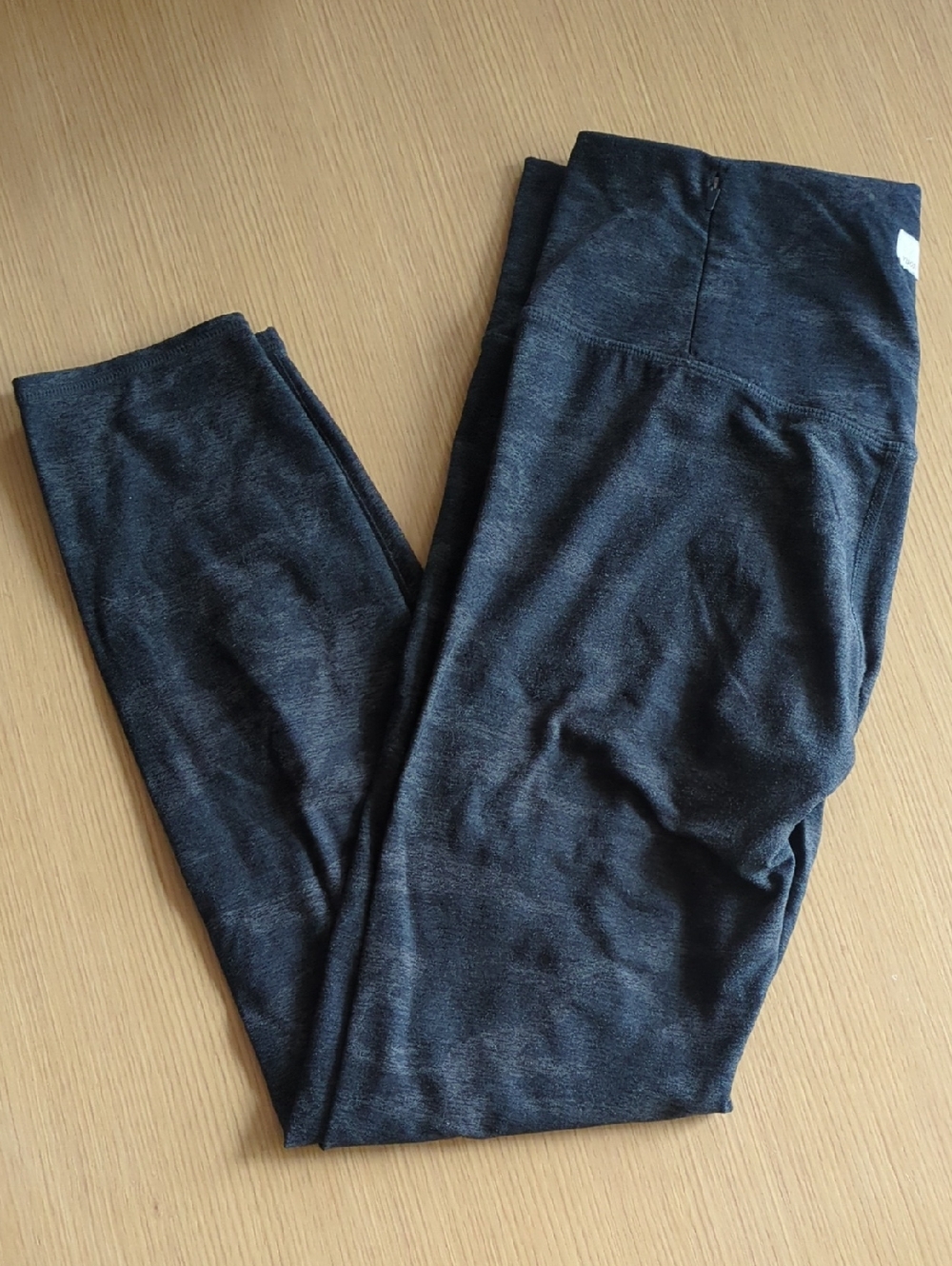Vuori Camo Dark Heather Gray High-Waist Active Leggings